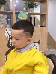 -奇怪的独角兽亲子理发沙龙