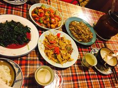 猪肝炒杏鲍菇-吉事利茶餐厅