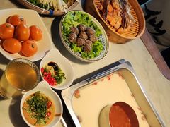 -尚尚仙·酸汤猪手·猪肚鸡火锅(华联万柳购物中心店)