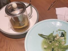 -荷花亭·湖北融合菜(十堰武商MALL店)