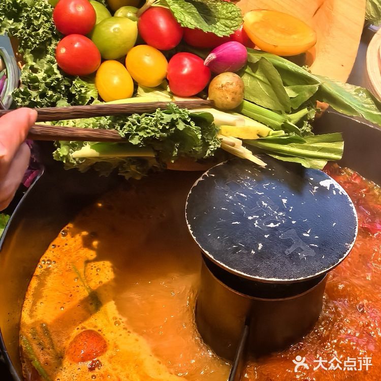 在无锡！百香果酸汤锅涮牛肉YYDS！！