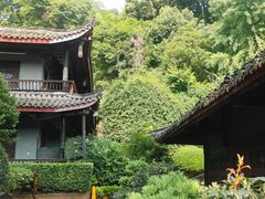 -峨眉山报国寺