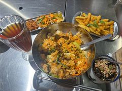 -马路牙子烧烤音乐酒馆(望京店)