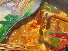 -两三事小郡肝串串香火锅(桂庙店)