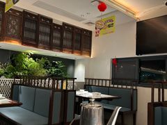 -虹泥小厨(南国花园总店)