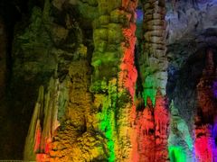 -泰安地下龙宫景区