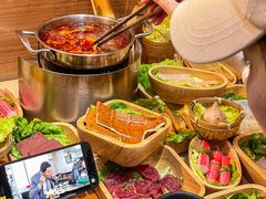 -独食火锅·半米屋台(直营总店)