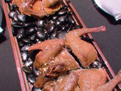 盐焗香茅乳鸽-小运河·公馆(国贸店)