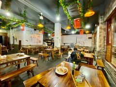 大堂-裕新楼粉面馆·石磨手工粉(四方坪店)