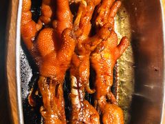弄堂里的卤鸡爪-弄堂里·寻味杭州(湖滨银泰in77C区店)