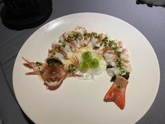 -尚9·一滴水江景中餐厅