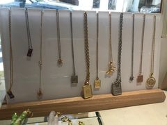 -LADY FAFA(巨鹿路陕西南路路口店)