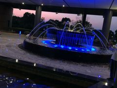 -上海滴水湖皇冠假日酒店