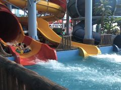 -青岛东方影都融创水世界