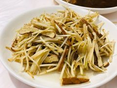 溧阳白芹-天乐农家鱼头王(天目湖店)