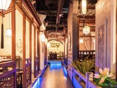 -韵秋荷(宝山龙湖天街店)