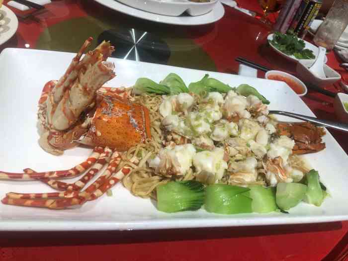 新阳东大酒楼-"新阳东酒店, 以前很气派的一家店 不."-大众点评移动版