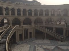 -王府井奥莱临潼小镇(临潼店)