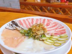 -桥香园过桥米线(国贸店)