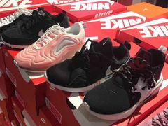 -五环Outlets(高新工厂店)