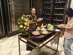 -西藏饭店·亚克·食光自助餐厅(文殊院店)