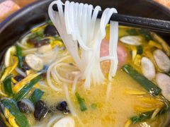 -桥香园过桥米线(国贸店)