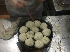 -舒小笼松针小笼包
