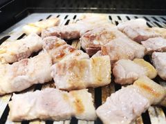 -臻牛烤肉