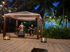 -三亚艾迪逊酒店·海滩烧烤 BARBACOA·现场乐队·浪漫晚餐·烧烤海鲜