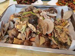 -鑫渔港海鲜本地菜·山海关浑锅(东戴河店)