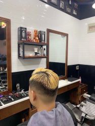 -MARTIN'S BARBER SHOP男士理发馆