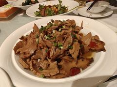 -梁家大院•农家菜(昆山会展中心店)