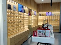 -一代眼镜·蔡司配镜(浦东大拇指广场店)