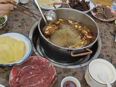 -乳仔牛牦牛汤锅 烤羊排(松潘古城店)
