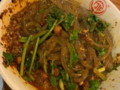 -万记麻辣烫国展总店