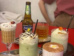 -浮漫咖啡(镜湖万达广场店)