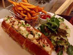 -WOLFGANG PUCK KITCHEN & BAR(迪士尼小镇店)