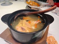 黄山石耳土鸡汤-徽镇小厨·经典徽菜(马连道店)