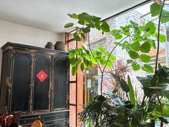 -银米·云南传统过桥米线(双廊黑金冠店)