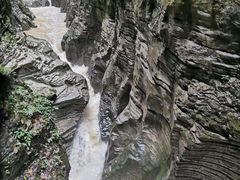 -蝶舞清江·恩施地心谷景区