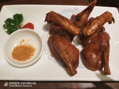 生炸脆皮乳鸽-新旺茶餐厅(嘉里城店)