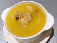 浓汤花胶鸡汤-维园悦谱·海派家常菜(乌鲁木齐南路店)