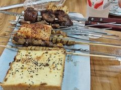 -亿牌牌东北烧烤(怀特店)