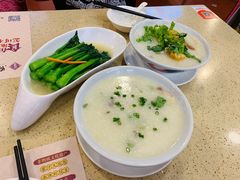 顺德鱼茸粥-点都德(北京路贰店)