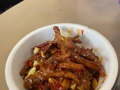 红烧鸡脚-老三样·旧食新味(万寿宫店)