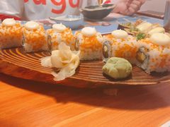 三文鱼牛油果卷-烧鸟横丁(联发文创口岸店)