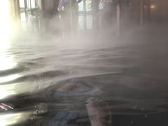 -嘉佑温泉水世界
