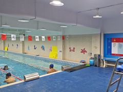 -小蓝鲸游泳培训基地(积水潭店)