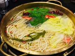 全白汤-巴蜀大宅门火锅(北大街店)