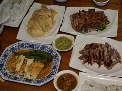 -滑二狗肉美食坊(国龙店)